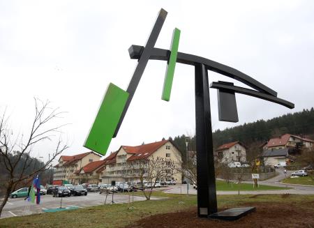 Slovesnost ob postavitvi Mobila na veter 02 Foto Ljubo Vukelič